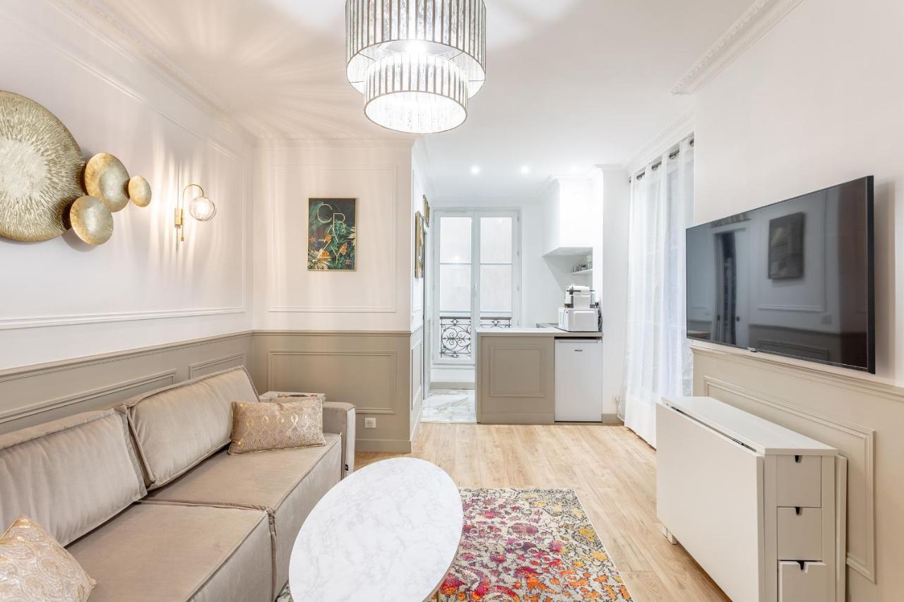 Suite Raphael Tour Eiffel Paris Exterior photo