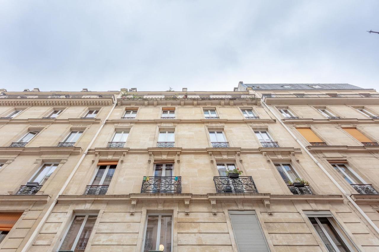 Suite Raphael Tour Eiffel Paris Exterior photo