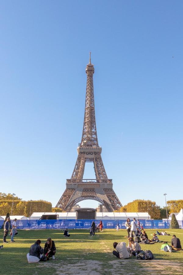 Suite Raphael Tour Eiffel Paris Exterior photo